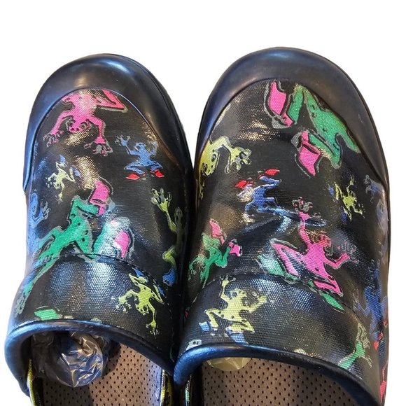 Dansko Vegan Volley Comfort Clogs Printed Frogs Black Size 39 US 8.5 9 Shoes - Picture 4 of 12